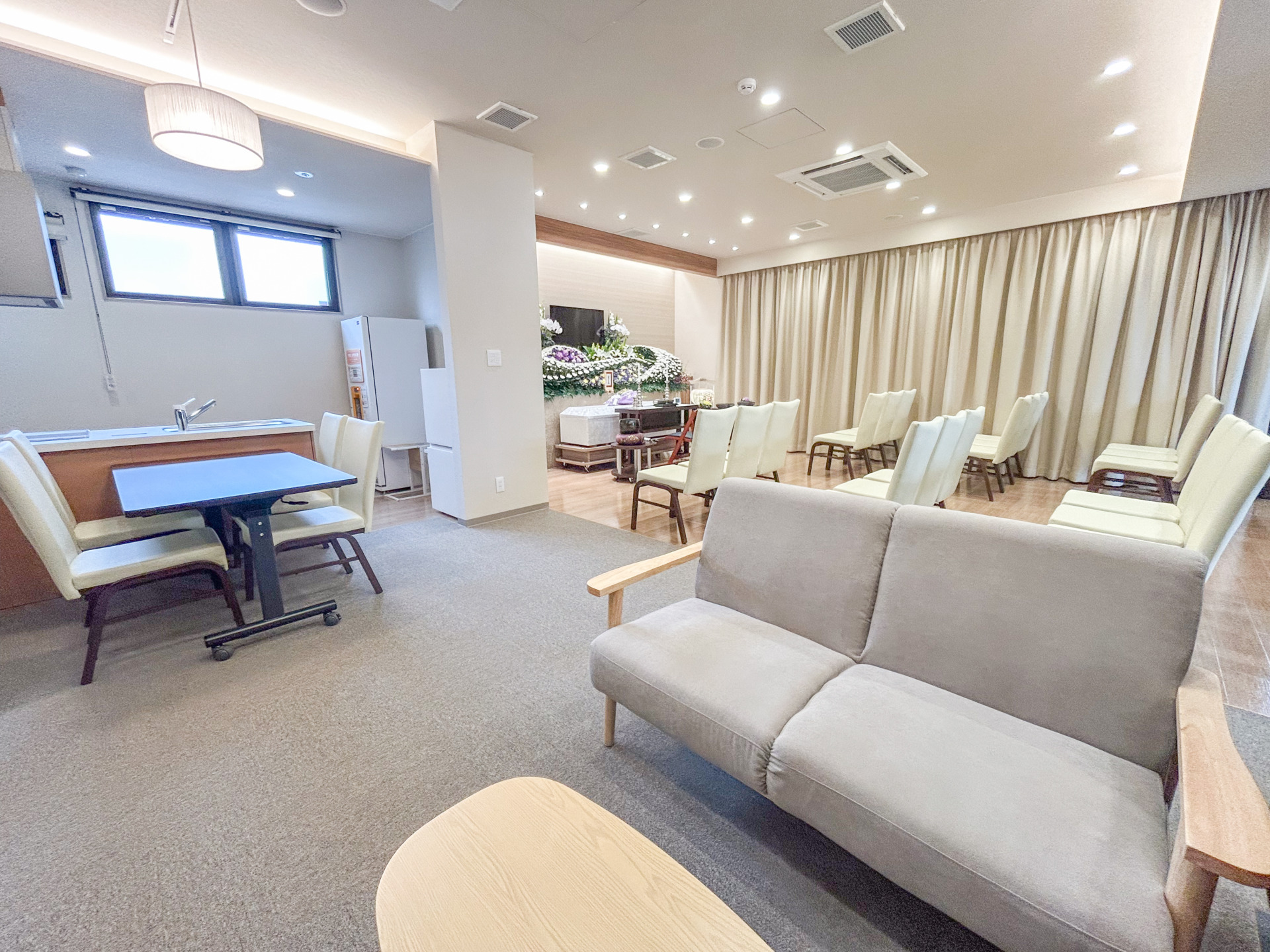 家族葬のファミーユ 枚方茄子作ホール【2025年5月17日オープン】
