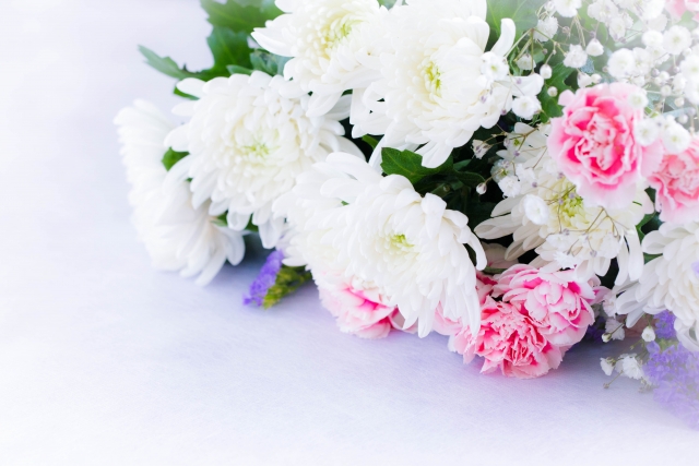 【京都市で供花・弔電を送る方へ】送り方・マナー・注意点を解説